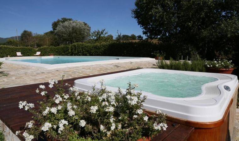 Villa Collepere Country House Matelica Exterior foto